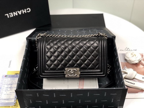 シャネル CHANEL ボーイシャネル　チェーンショルダー　ハンドバッグ　ブラック 黒 A67086 Y09953 94305 新品