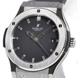 (HUBLOT)ウブロコピー メンズ時計 クラシック フュージョン 542.ZX.1170.RX