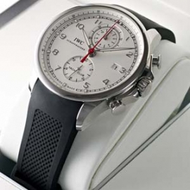 IWCコピーN級品ポルトギーゼ ヨットクラブ IW390211