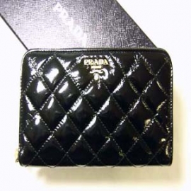財布 コピー プラダ N級品 アンティークソフト　ラウンドファスナー長財布（ブラック）1M0506