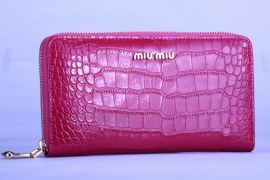 ミュウミュウレプリカの財布のジッパー袋クロコダイルローズレッドmiu005