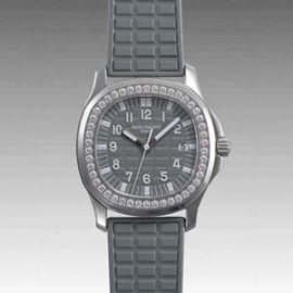 (PATEK PHILIPPE)パテックフィリップ <font color='red'>コピー時計</font>アクアノート ルーチェ 5067A-018