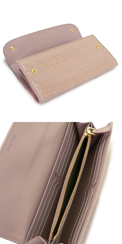 ミュウミュウコピー 財布 二つ折りフラップ リボン クロコダイル型押しレザー ピンクベージュ+オパールピンク5M1109