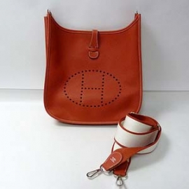 (HERMES)エルメス コピー激安 エヴリン アマゾン PM サンギンヌ トリヨン HERMES-047