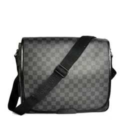 LOUIS VUITTON　ヴィトン バッグ コピー　ダミエ・グラフィット　バッグ　ショルダーバッグ　レンツォ N51213