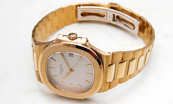 PATEK PHILIPPE)パテックフィリップ コピー時計ノーチラス 3800/1J