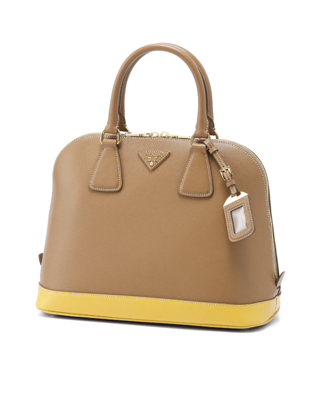 プラダコピー バッグ SAFFIANO LUX ロゴプレート ハンドバッグ CARAMEL+MIMOSA BL847B